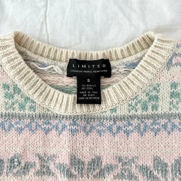 Vintage 1990’s Limited Pastel Patterned Crewneck Knit Sweater Size Small - Picture 2 of 4